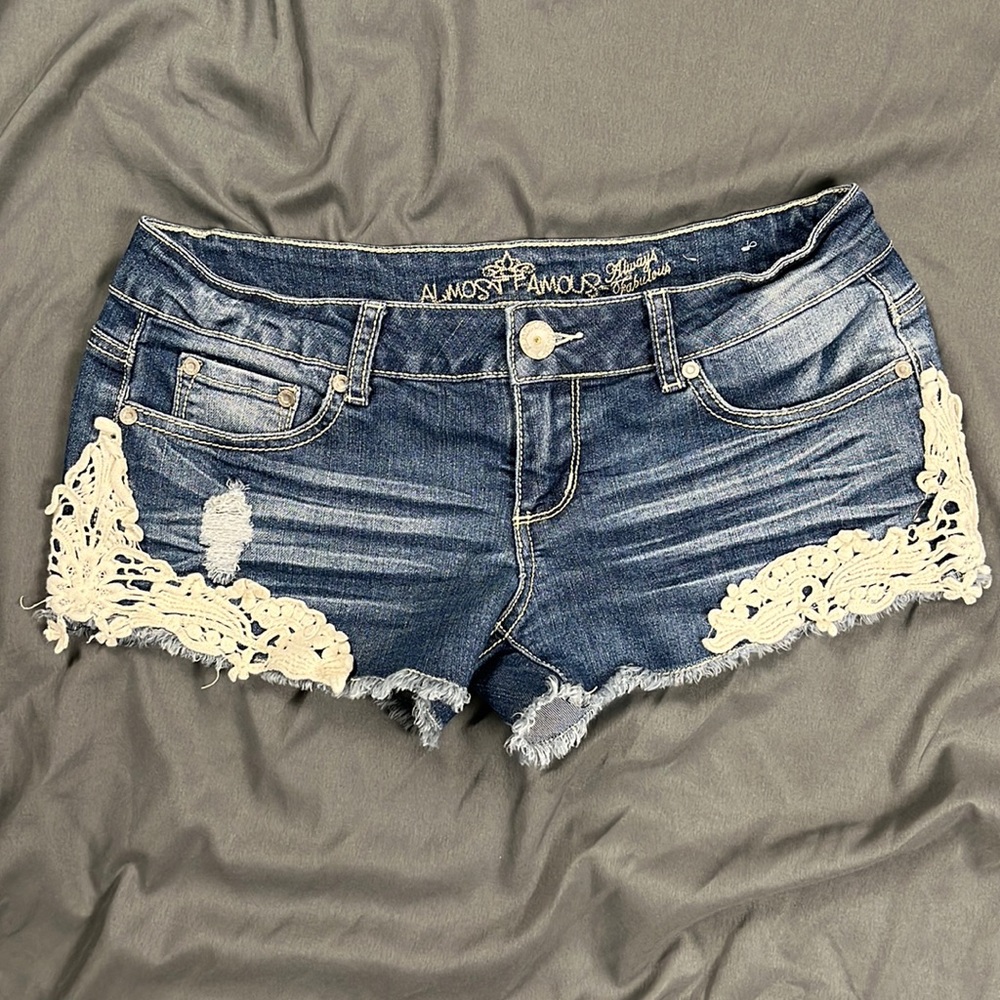 Almost Famous Boho Jean Shorts Size 7